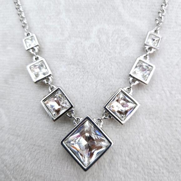 Swarovski Jewelry - Swarovski Clear Austrian Crystal Silver Tone Necklace Hook Closure Swan